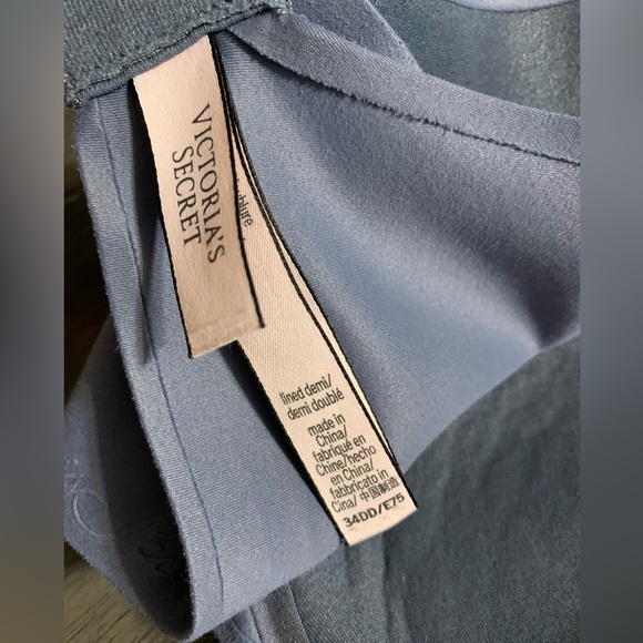 Victorias Secret Grey Bra 34DD - Picture 3 of 3